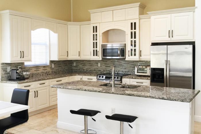 GALLERY - Palm Harbor Kitchens